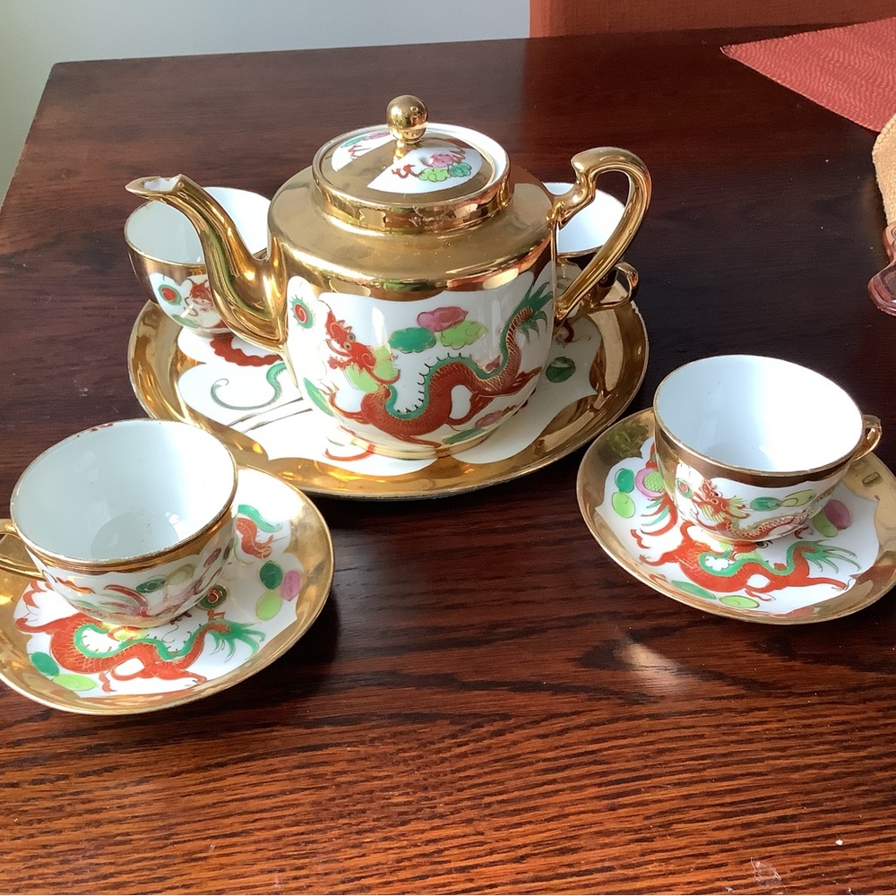 Vintage 1950s gold painted Chinese tea set
